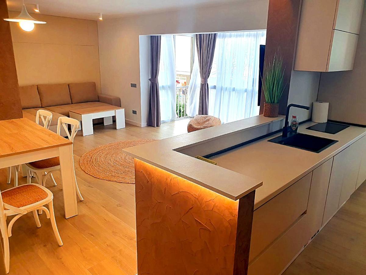 First Line Beach Beautiful Two Bedrooms Бенидорм Экстерьер фото