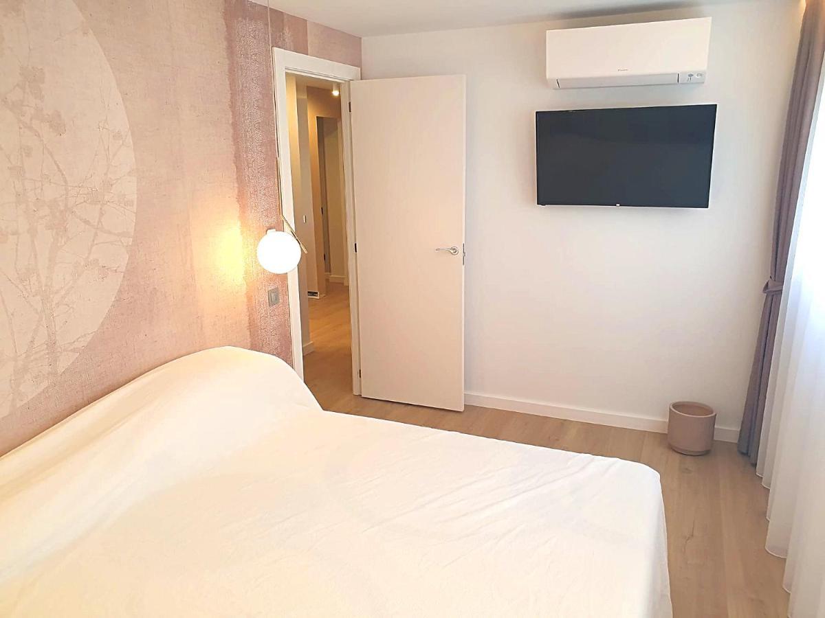 First Line Beach Beautiful Two Bedrooms Бенидорм Экстерьер фото