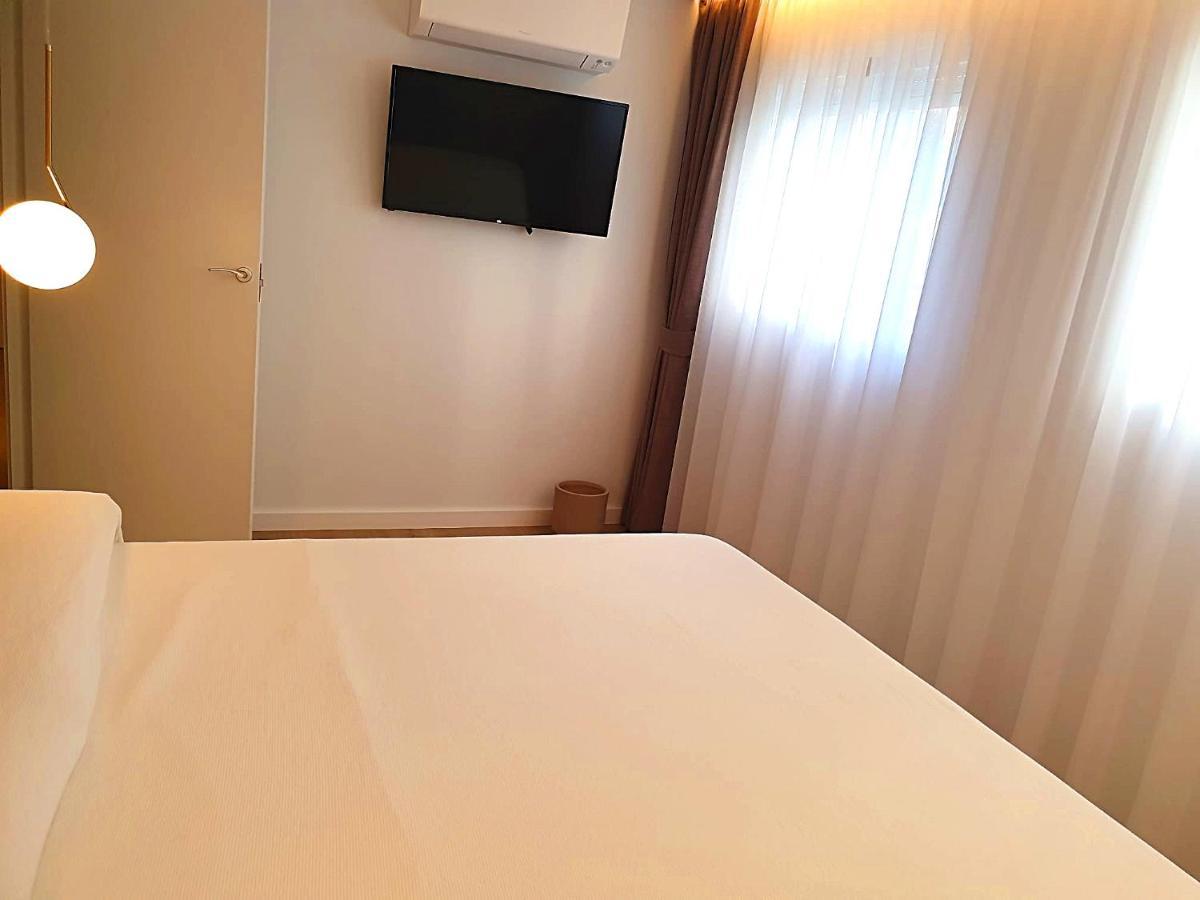 First Line Beach Beautiful Two Bedrooms Бенидорм Экстерьер фото