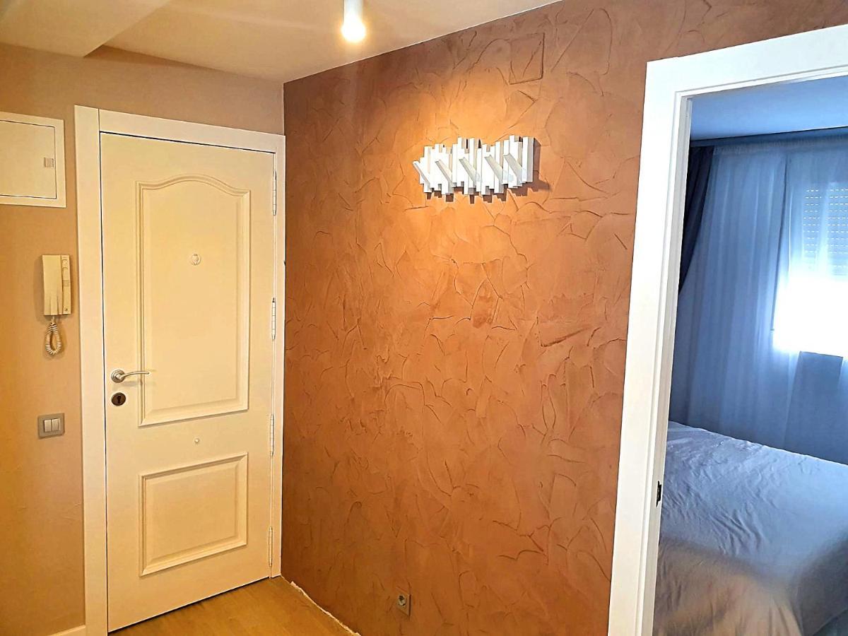 First Line Beach Beautiful Two Bedrooms Бенидорм Экстерьер фото